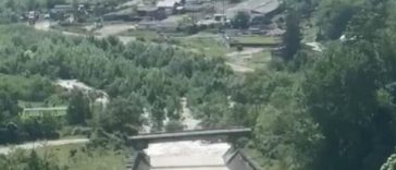 Apele Române: Precipitaţii extreme în Prahova şi Vrancea: peste 200 l/mp în zona Măneciu–Paltinu şi peste 100 l/mp la Bogza/ Acumulările Măneciu şi Paltinu au atenuat două viituri semnificative/ Se iau măsuri pentru menţinerea alimentării cu apă – VIDEO