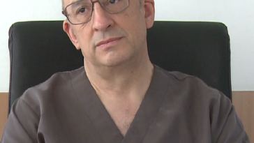 În România se montează anual în jur de 700 de defibrilatoare cardiace interne, jumătate faţă de alte state europene/ Dragoş Vinereanu: Medicii care îl implantează îşi dau o bucăţică din viaţa lor, fiindcă stau în stres şi în radiaţii ionizante