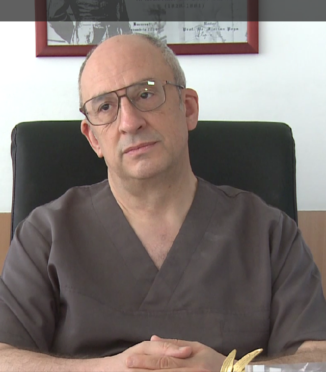 În România se montează anual în jur de 700 de defibrilatoare cardiace interne, jumătate faţă de alte state europene/ Dragoş Vinereanu: Medicii care îl implantează îşi dau o bucăţică din viaţa lor, fiindcă stau în stres şi în radiaţii ionizante