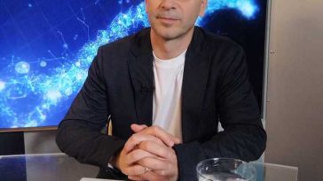 Psihologul Viorel Roman (ALIAT): Nu mediul contează, ci felul în care oamenii folosesc alcoolul ca să gestioneze alte probleme/ Cu cât adicţia este mai puternică, cu atât trauma este mai puternică