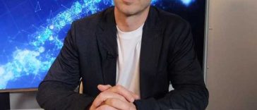 Psihologul Viorel Roman (ALIAT): Adolescenţii sunt vulnerabili în ce priveşte consumul de alcool/ Ei sunt susceptibili să cadă în capcana consumului de alcool din cauza presiunii sociale, iar asta duce la o tendinţă crescută a comportamentelor excesive