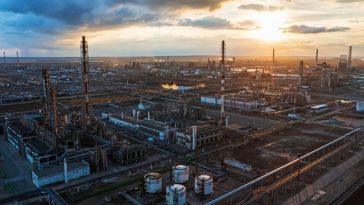 Rafinăria de petrol Volgograd şi-a suspendat activitatea după un atac cu drone ucrainene