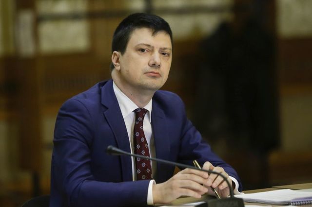 CABINETUL VEŞTEA – Ionuţ Vulpescu, apropiat de Ion Iliescu, propus de PSD pentru al treilea mandat la Cultură