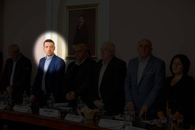 Consilierul PSD Bogdan Hudiţoiu răspunde acuzaţiilor lui Constantin Toma: A vota împotriva unor proiecte nu înseamnă ostilitate