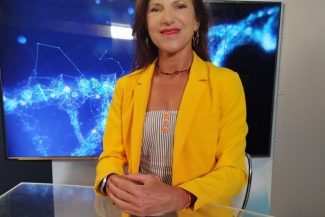 Medicul Lorelei Nassar: Eu am ales să nu practic în clinică implantul zigomatic, deoarece inserarea de astfel de implanturi se întâmplă prin sinus sau pe lângă sinus, iar aceste implanturi ajung exact cu vârful lor lângă orbită, lângă o mulţime de structu