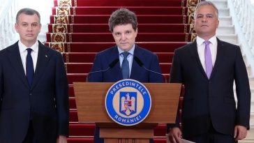 NICUŞOR DAN: EUGEN TOMAC ŞI-A DEPUS MANDATUL. ÎL DESEMNEZ PENTRU POSTUL DE PREMIER PE ADRIAN VEŞTEA / VEŞTEA: ÎMI DORESC UN GUVERN POLITIC