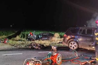 Bihor – Două persoane decedate şi un copil rănit grav, în urma unui accident în care au fost implicate două vehicule – FOTO
