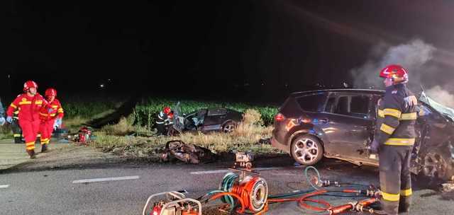 Bihor – Două persoane decedate şi un copil rănit grav, în urma unui accident în care au fost implicate două vehicule – FOTO