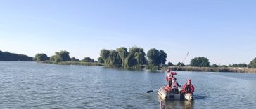 Bihor: Adolescent de 15 ani, decedat în Balta de la Şimian / A fost la aproximativ 8 metri de mal, la o adâncime de circa 3 metri