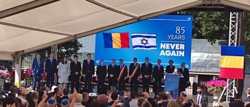 Iaşi: Rămăşitele a 22 de evrei ucişi în timpul Pogromului din 1941 au fost reînhumate la Cimitirul Evreiesc, în prezenţa preşedintelui statului Israel: Actul de comemorare nu diminuează vina morală a făptaşilor