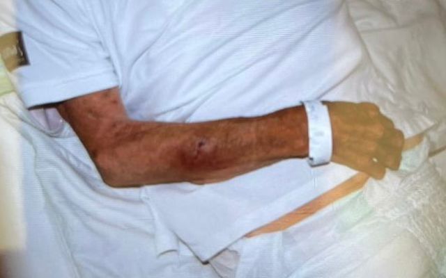 Mărturii cutremurătoare despre pacienţii exploataţi de reţeaua din Bihor – Pacient cu traumatism cranian vechi de trei zile, fără asistenţă medicală. Medicul şef UPU SMURD Bihor: Pe unii îi abandonau în gara din Oradea sau în UPU ca să scape de ei