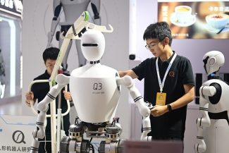Morgan Stanley îşi dublează prognoza privind livrările de roboţi umanoizi din China, pe fondul accelerării comercializării