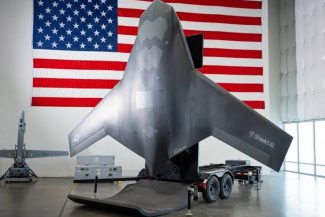 Producătorul dronei autonome X-BAT vrea să transforme Polonia într-un centru NATO pentru mentenanţa avioanelor F-16