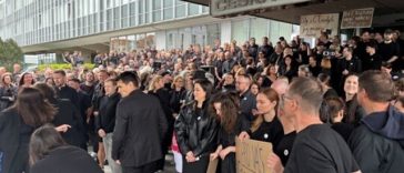 Manifestaţie la Praga împotriva modificărilor aduse de guvern sistemului de finanţare a mass-mediei publice