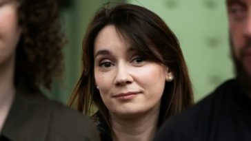 Macron intervine într-un scandal şi afirmă că editorialista Xenia Fedorova, acuzată de faptul că este vocea Kremlinulu în presa franceză, era şefa unei ”agenţii de propagandă de stat” rusească în 2017, iar ”lucrurile nu s-au schimbat”