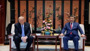 Zeci de întreprinderi americane, sancţionate de către China, la o lună după vizita lui Trump, ca represalii după ce Pentagonul a introdus pe o listă neagră cu întreprinderi militare chineze Alibaba, Baidu şi BYD. Lockheed Martin, Raytheon şi Boeing, vizat