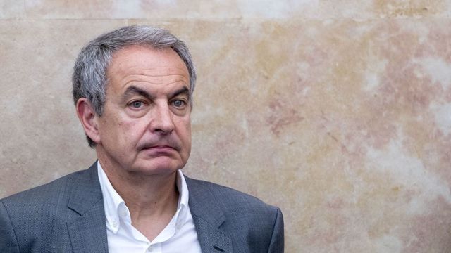 Fostul prim-ministru al Spaniei Zapatero este anchetat pentru fraudă fiscală după ce poliţia a descoperit bijuterii în valoare de 1,3 milioane de euro în timpul unor percheziţii făcute în legătură cu o altă investigaţie