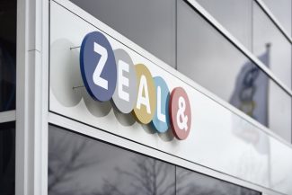 Acţiunile Zealand Pharma s-au prăbuşit luni, după rezultate care ridică semne de întrebare privind siguranţa unui nou medicament pentru slăbit