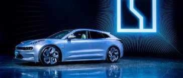 Vânzările auto din China au scăzut pentru a opta lună consecutiv, punând presiune pe Volkswagen