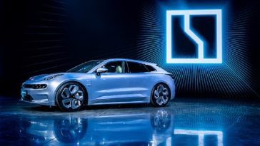 Vânzările auto din China au scăzut pentru a opta lună consecutiv, punând presiune pe Volkswagen