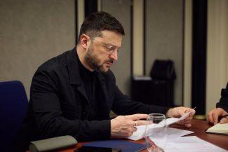 Zelenski anunţă că a aprobat o campanie de 40 de zile menită să „determine” Rusia să pună capăt războiului