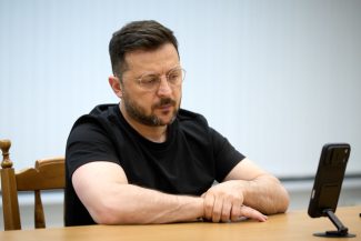 Zelenski anunţă că, aflat la Chişinău în drum spre Kiev, a avut o discuţie „pozitivă” cu Witkoff şi Kushner