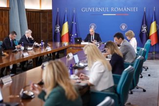 Guvernul a aprobat pentru Uzina de Construcţii Maşini Hidroenergetice (UCMH), filială a Hidroelectrica, ocuparea a 31 de posturi vacante, înfiinţarea a 106 posturi noi şi majorarea cheltuielilor de natură salarială