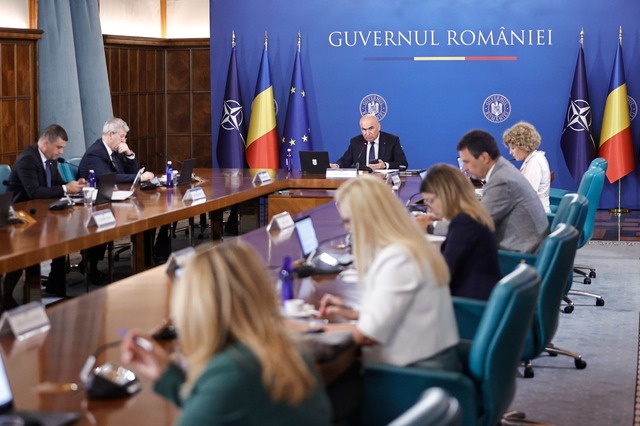 Guvernul a aprobat pentru Uzina de Construcţii Maşini Hidroenergetice (UCMH), filială a Hidroelectrica, ocuparea a 31 de posturi vacante, înfiinţarea a 106 posturi noi şi majorarea cheltuielilor de natură salarială