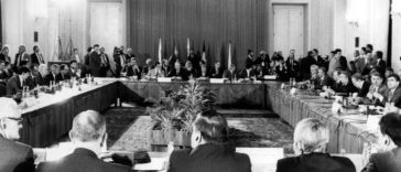 DOCUMENTAR: 35 de ani de la semnarea la Praga a desființării Organizației Tratatului de la Varșovia (1 iulie)