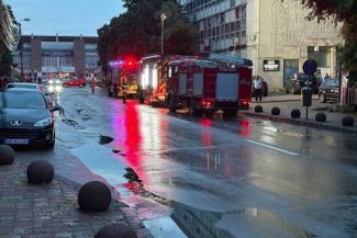 Buzău: 490 de apeluri la 112 în urma furtunii violente de marți seară
