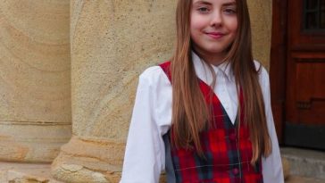 Mureș: O elevă a Colegiului Național ‘Alexandru Papiu Ilarian’ a obținut media 10 la Evaluarea Națională