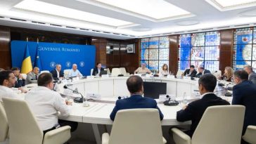 Bolojan și operatorii de pe piața carburanților au discutat despre posibilitatea unor noi intervenții legislative