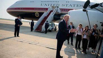 SUA250/Trump inaugurează noul Air Force One într-o deplasare pentru inaugurarea muzeului Theodore Roosevelt