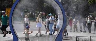 Cod galben de vreme caniculară în 11 județe, pe parcursul zilei de joi (meteorologi)