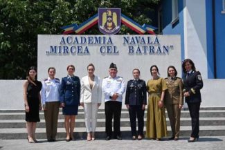 Peste 200 de studenți ai Academiei Navale’Mircea cel Bătrân’ au participat la campania ‘Educație,Leadership,Vocație – She for Romania’