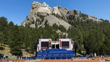 SUA250/ Trump efectuează vineri o vizită la Muntele Rushmore
