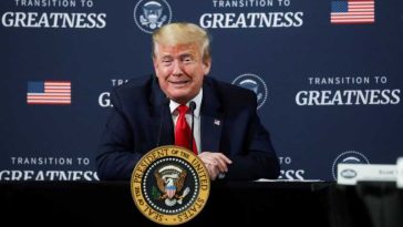 Președintele SUA a publicat un videoclip generat de inteligența artificială în care vindecă ‘sindromul delirant anti-Trump’ la vedete