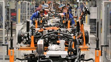 Înmatriculările de autoturisme au crescut în Germania în primul semestru grație avansului puternic al modelelor electrice
