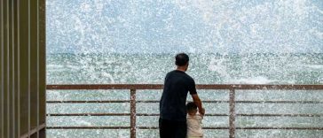 Furtuna tropicală Maysak a lovit provincia chineză Hainan; curse aeriene și de feribot au fost suspendate