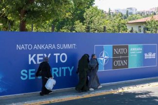 Franța crede că summitul NATO de la Ankara poate contribui la ‘rearmonizarea’ relațiilor dintre Europa și Statele Unite