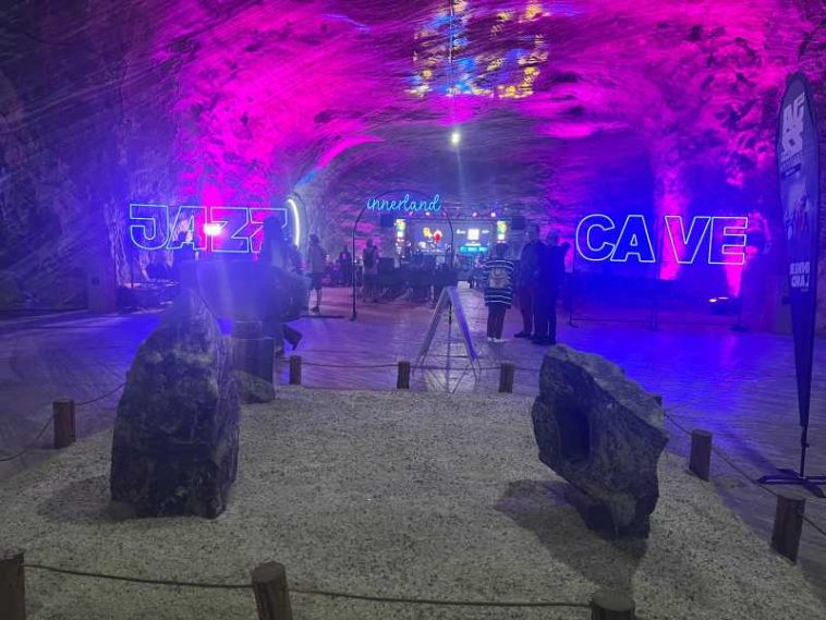 Vâlcea: Jazzul răsună la Salina Ocnele Mari în acest weekend, în cadrul The Jazz Cave Festival