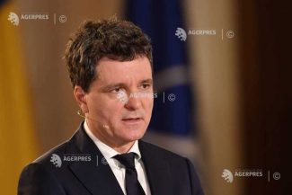 Nicușor Dan: Îl felicit pe Dacian Cioloș pentru prezentarea viziunii sale despre o francofonie mai eficientă