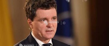 Nicușor Dan: Îl felicit pe Dacian Cioloș pentru prezentarea viziunii sale despre o francofonie mai eficientă