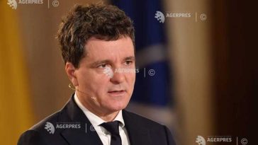 Nicușor Dan: Îl felicit pe Dacian Cioloș pentru prezentarea viziunii sale despre o francofonie mai eficientă