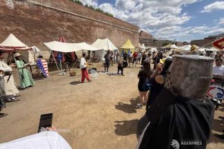 Bihor: Cetatea Oradea a prins din nou viață: cavaleri, meșteșugari și pâine coaptă ca în Evul Mediu (GALERIE FOTO)