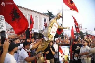 ‘Albania nu e de vânzare’, mobilizare masivă la Tirana împotriva proiectului imobiliar în care este implicată familia Trump