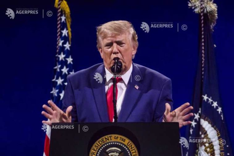 SUA250 / Trump condamnă comunismul, într-un discurs întârziat de furtună