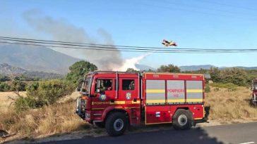 Misiunea pompierilor români în Franța/ Intervenție pentru gestionarea unui incendiu de vegetație și fond forestier