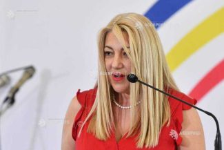 Cristina-Lavinia Arnăutu: Taberele ARC – program care păstrează legătura cu noile generații de români din diaspora (GALERIE FOTO)