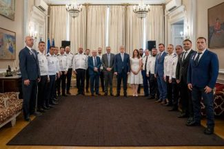 MAI: Polițiștii români implicați în capturarea lui Mohamed Amra, recompensați de statul francez